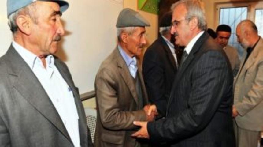 Vali Karaloğlu&rsquo;ndan Şehit Polisin Ailesine Taziye Ziyareti