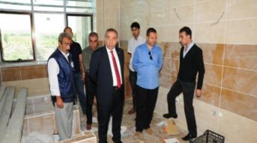 Rekt&ouml;r Prof. Dr. Battal Merkezi Laboratuar Ve Toki Konutlarında İncelemelerde Bulundu