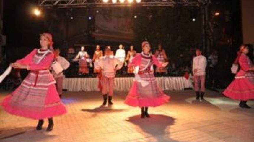 Tepecik'de festival renkleri