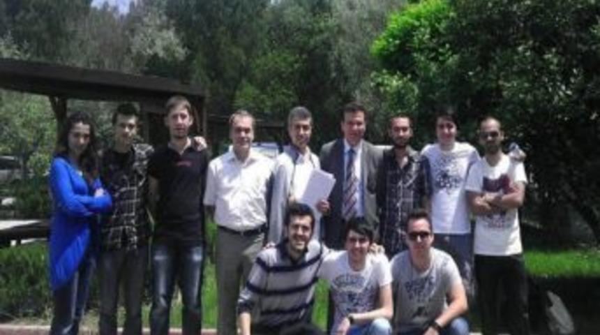 U&uuml; &Ouml;ğrencileri &Ccedil;ift Diploma İ&ccedil;in İngiltere'ye Gidiyor