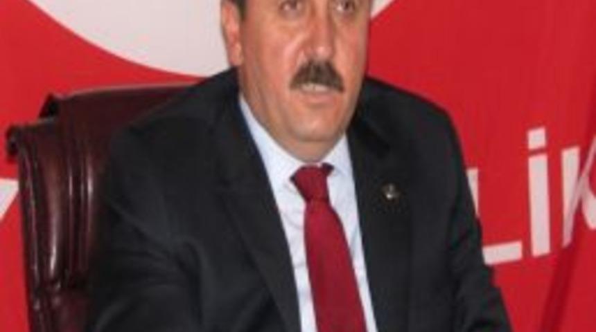 B&uuml;y&uuml;k Birlik Partisi Genel Başkanı Mustafa Destici: