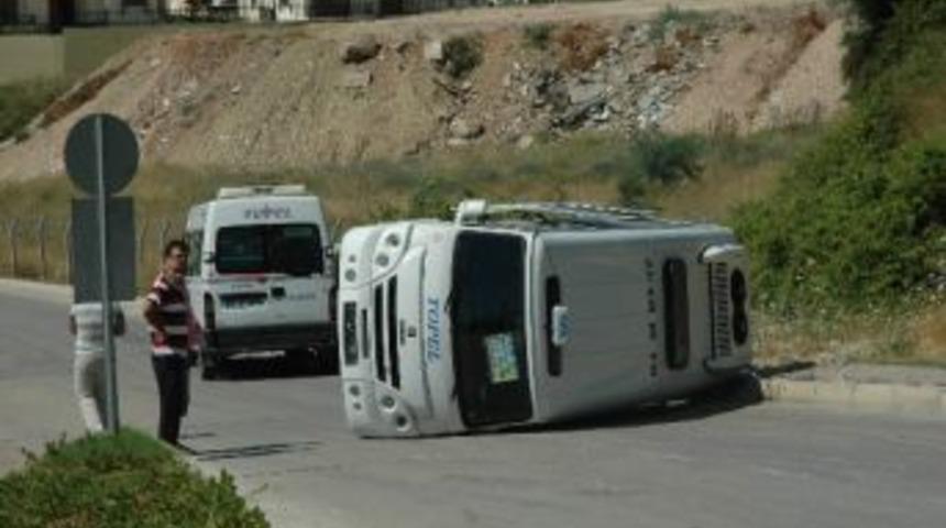 Adana'da Trafik Kazası: 4 Yaralı
