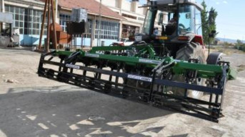 Yerk&ouml;y'de &Uuml;retilen Tarım Aletleri T&uuml;rkiye&rsquo;nin &Ccedil;eşitli Illerine G&ouml;nderiliyor
