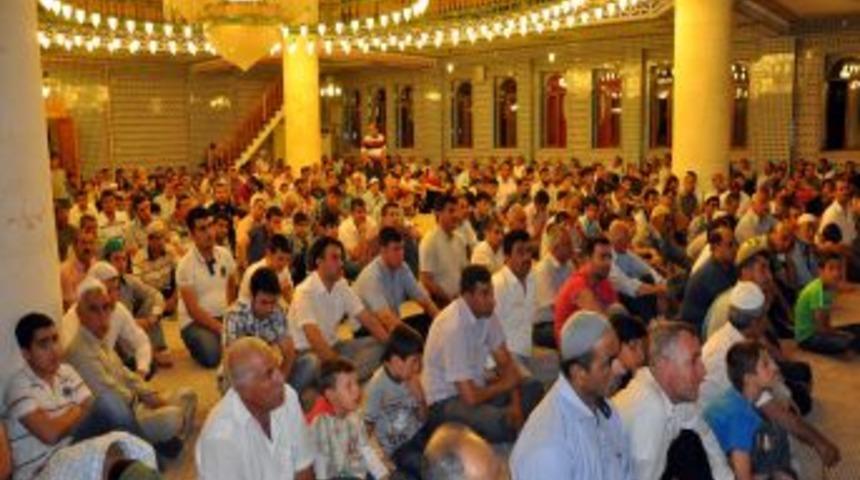 Midyat&rsquo;ta Berat Kandili Coşkusu