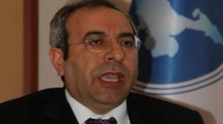 Van Yy&uuml; Rekt&ouml;rl&uuml;ğ&uuml;&rsquo;nden &Ouml;rnek Davranış