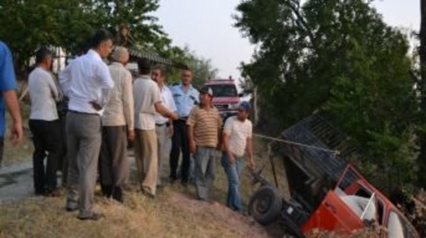 Ara&ccedil; Dereye U&ccedil;tu