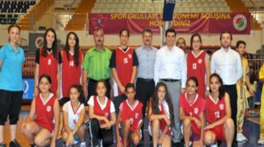 Kepez&rsquo;in Perileri Sahaya İndi