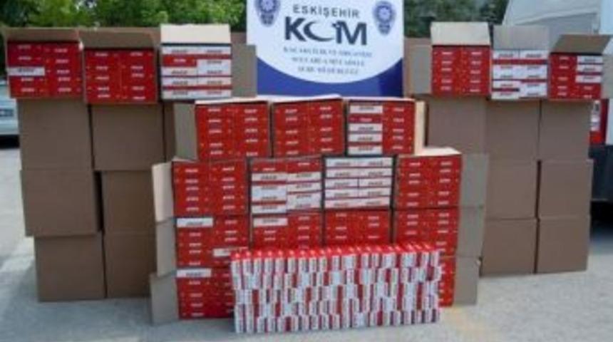 Eskişehir'de 2 Milyon Adet Ka&ccedil;ak Boş Sigara Kağıdı Ele Ge&ccedil;irildi
