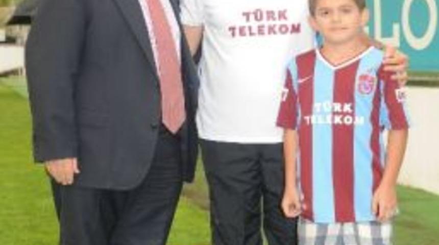 G&uuml;mr&uuml;k&ccedil;&uuml;oğlu&rsquo;ndan Trabzonspor&rsquo;a Ziyaret