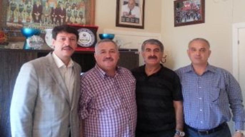 İzgioğlu&rsquo;ndan Tarsus Belediyespor Kul&uuml;b&uuml;'ne Ziyaret