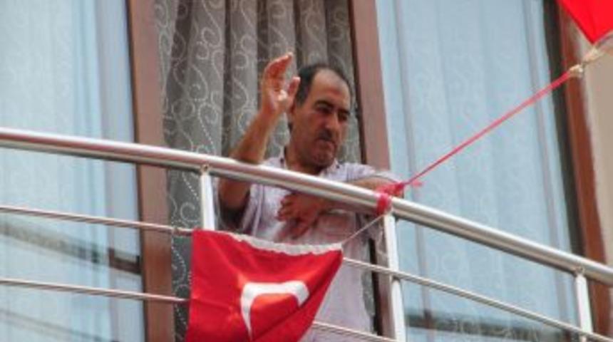 Vali Mutlu: Şehitlerimiz G&ouml;n&uuml;llerde Yaşayacaktır