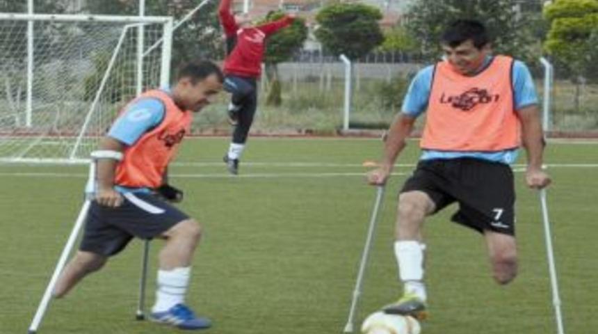 Ampute Milli Futbol Takımı Aksaray&rsquo;da Kampa Girdi