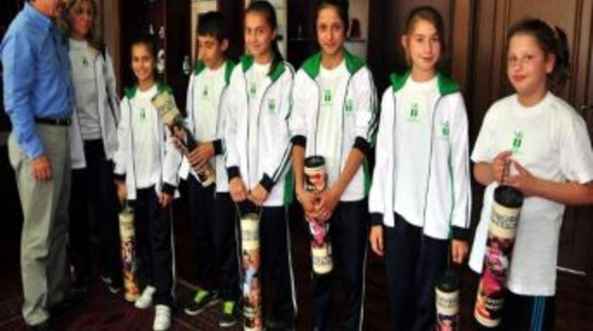 Başarılı Tekvandocular Başkan Ata&ccedil; I Ziyaret Etti