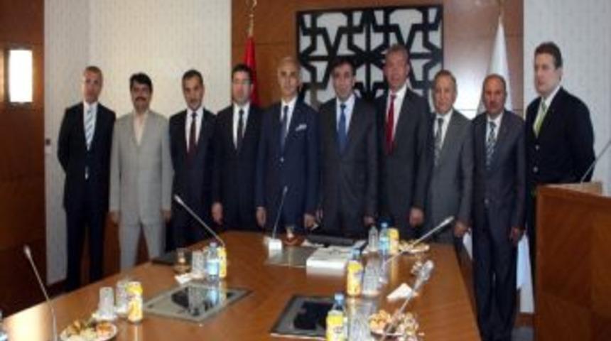 M&uuml;siad Adıyaman Şubesi Bakanlarla Bir Araya Geldi