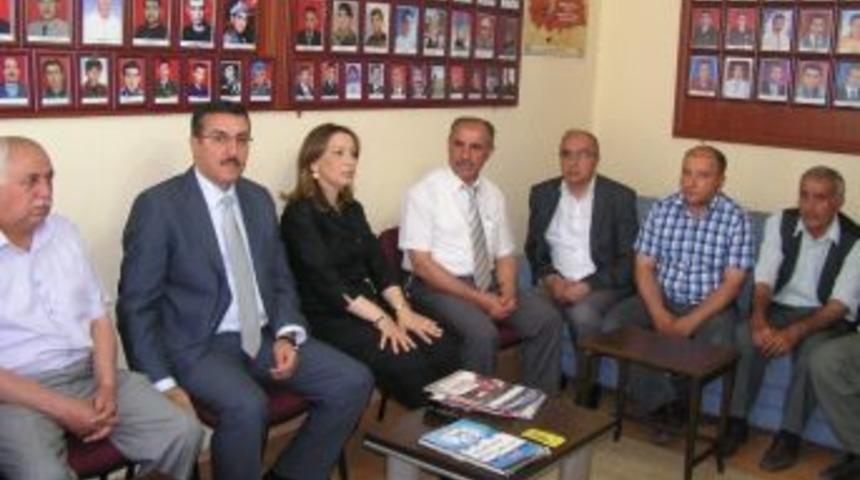 Ak Parti Heyetinden Şehit Ve Gazi Derneğine Ziyaret