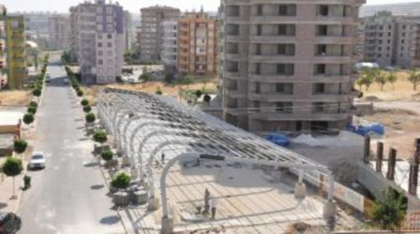 Modern Kapalı Otopark Ve Semt Pazarı &Ccedil;alışmaları Devam Ediyor