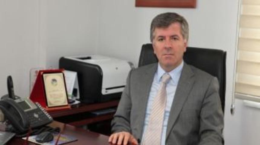 Sıra Atat&uuml;rk Bulvarı&rsquo;nda