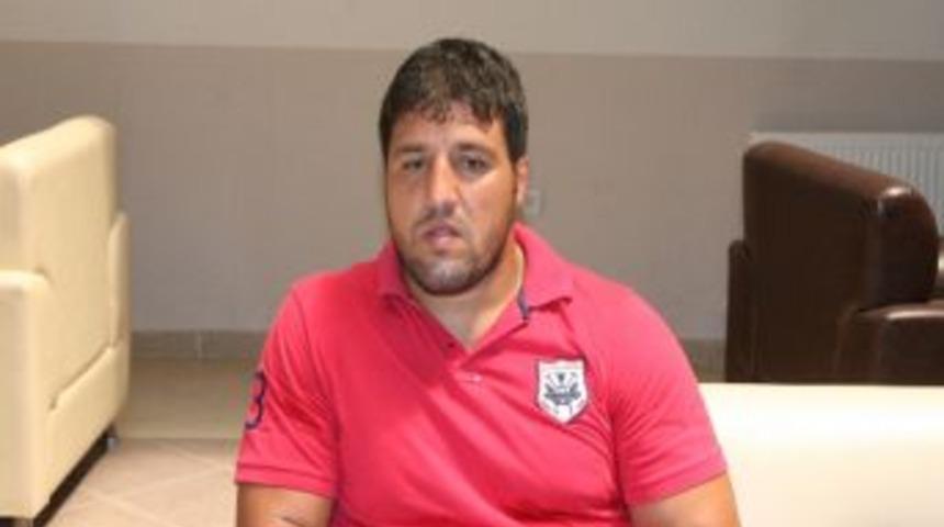 Başpehlivandan Sinek Ve Bilet Tepkisi