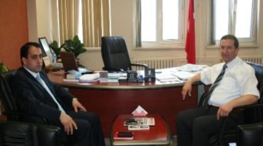 G&ouml;k&ccedil;ebey Kaymakamı Hamitoğlu&rsquo;ndan, &Ccedil;evre Ve Şehircilik M&uuml;d&uuml;r&uuml; &Ouml;zt&uuml;rk&rsquo;e Ziyaret