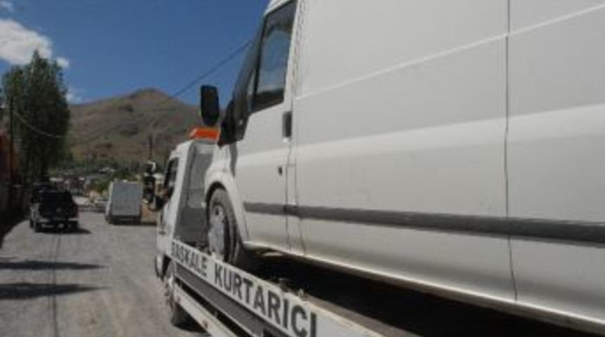 Başkale&rsquo;de 66 Bin Paket Ka&ccedil;ak Sigara Ele Ge&ccedil;irildi