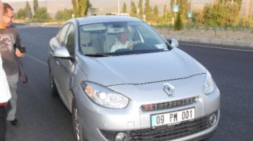 Tbmm &Ccedil;ıkışı Vekili Eşi Ve Partililer Karşıladı