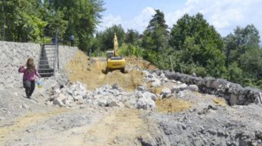 Alaplı Ormanlı Yolunda &Ccedil;alışmalar Başladı