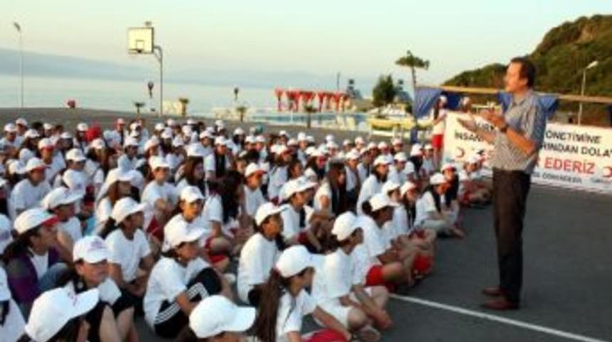 Mudanya Kızılay Kampı Depremzede &Ccedil;ocuklara Kucak A&ccedil;tı