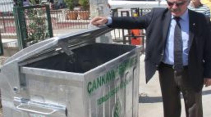 &Ccedil;ankaya'da 175 &Ccedil;&ouml;p Konteyneri Vatandaşın Hizmetine Sunuldu