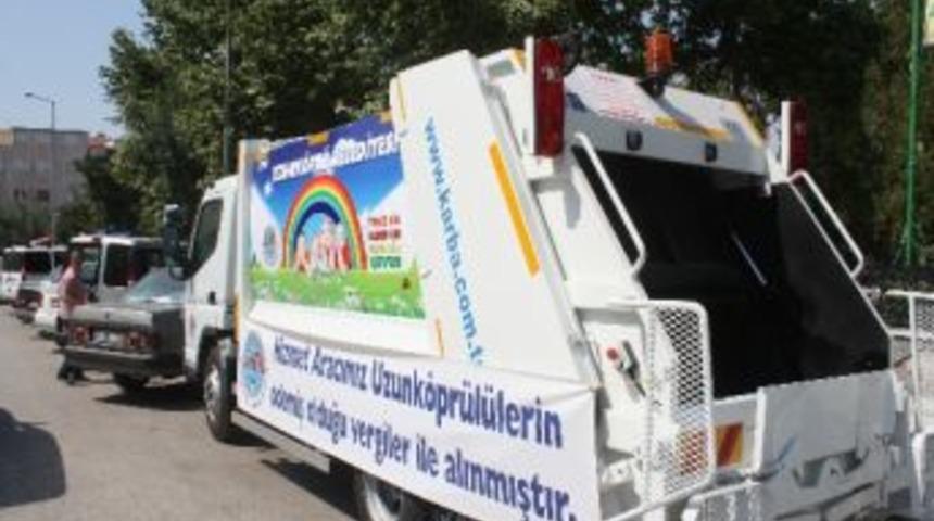 Uzunk&ouml;pr&uuml;l&uuml;lerden Belediyeye Yeni &Ccedil;&ouml;p Kamyonu