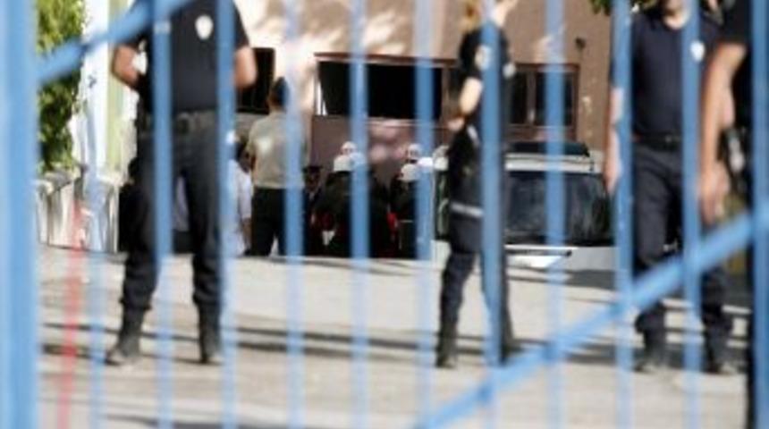 Şehit Pilotların T&uuml;rk Bayrağına Sarılı Naaşları Malatya&rsquo;ya Getirildi