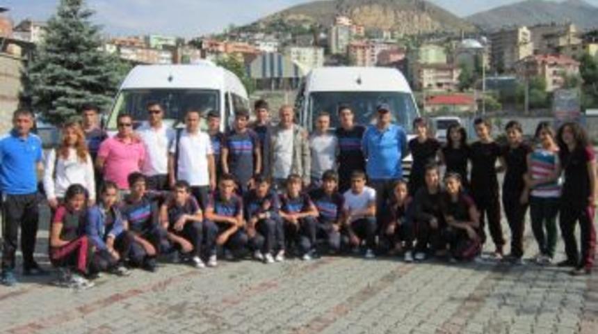 Hakkarili Sporcular 5 &Ouml;d&uuml;lle D&ouml;nd&uuml;