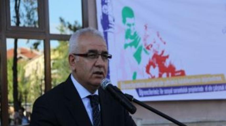 &Ccedil;orum Valiliği'nden &ldquo;&ccedil;orum İ&ccedil;in Gen&ccedil;lerimizle El Ele&rdquo; Etkinliği