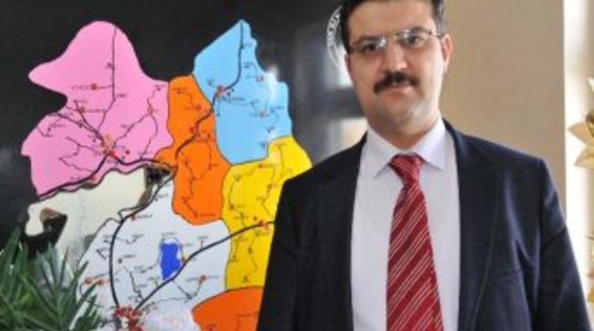 Van G&ouml;l&uuml;&rsquo;n&uuml;n 29 Noktasından 232 Adet Su Numunesi Alındı