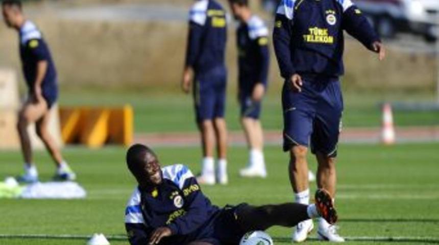 Fenerbah&ccedil;e'de Yeni Sezon Hazırlıkları Devam Ediyor