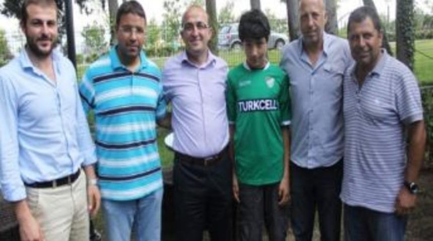 B&uuml;y&uuml;kşehirli Yağız Bursasporlu Oldu