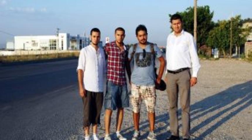 Sivas Olaylarını Protesto İçin İzmir’den Ankara’ya Yürüyor