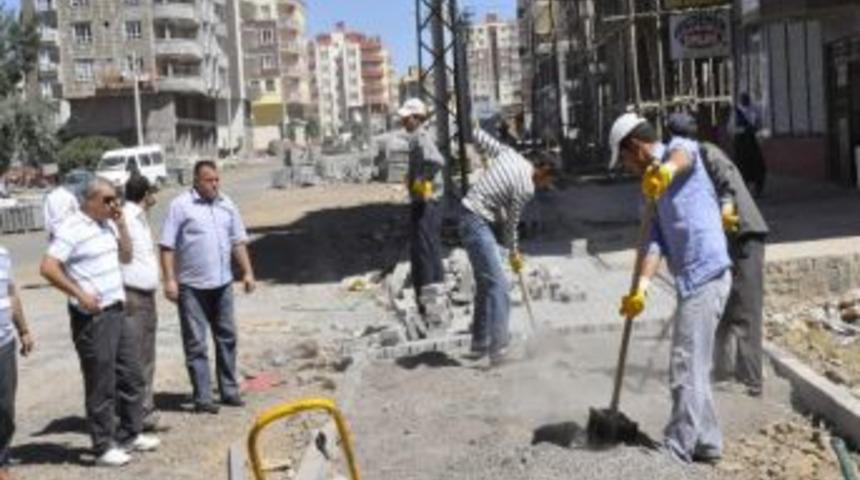 Belediye &Ccedil;alışmaları Devam Ediyor