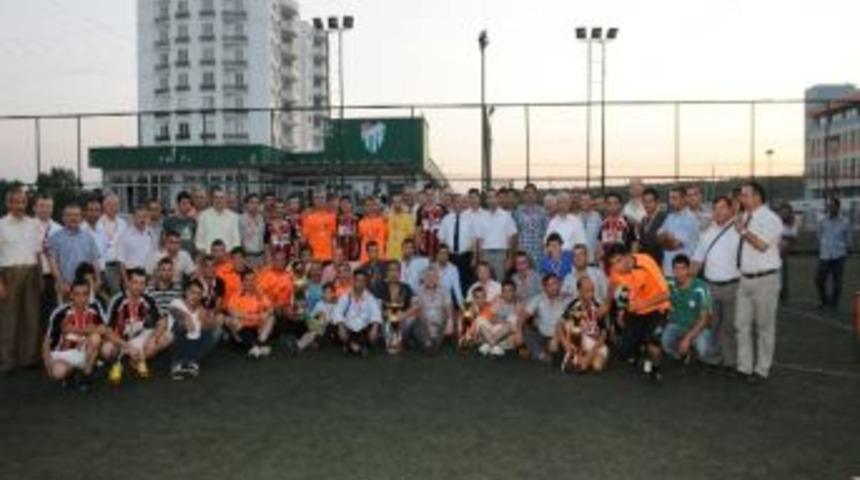 B&uuml;y&uuml;kşehir&rsquo;in Şampiyonu Mezarlıklar