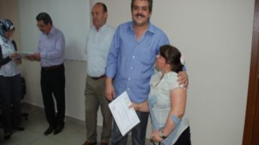 Kadınlar Bilgisayar Kullanmayı &Ouml;ğrendi