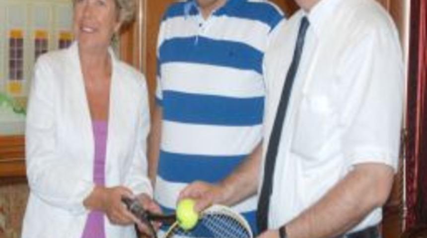 İzmir Denizcup Kapsamında 30 &Uuml;lkeden 64 Tenis&ccedil;i Gelecek