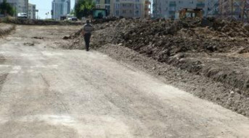 Dumlupınar Caddesinde Yeni Yol &Ccedil;alışması