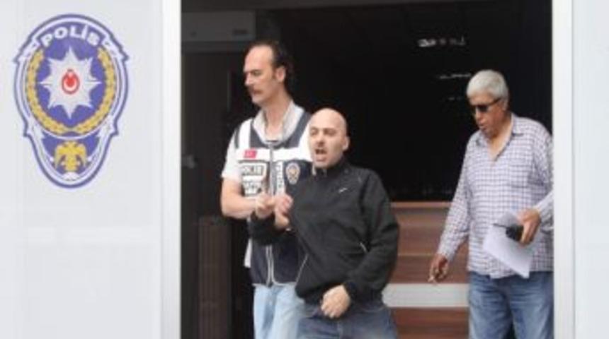 Silahlı Yağmaya 8 Yıl 4 Ay Hapis