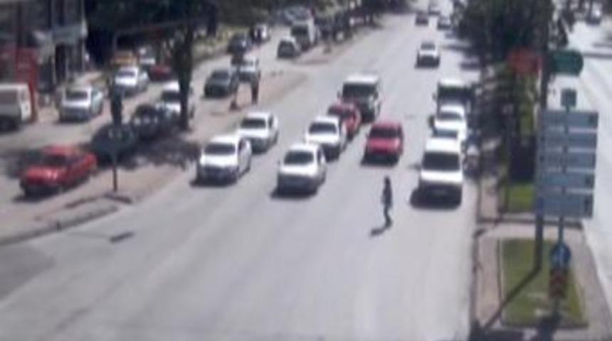 Trafik Kazalarının En B&uuml;y&uuml;k Mağduru Yayalar Ve Bisikletliler