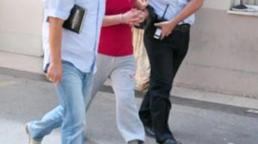 Kavga Ettiği Sevgilisini Sekiz Yerinden Bı&ccedil;akladı