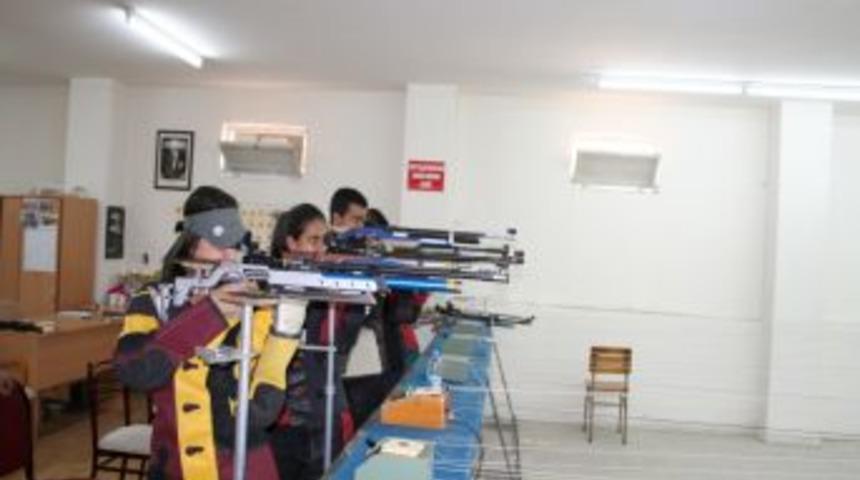 Erzincanlı Atıcılar Hedefi 12&rsquo;den Vurdu