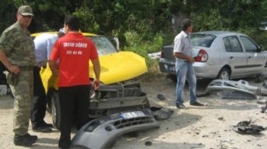 Antakya'da Trafik Kazası : 3 Yaralı