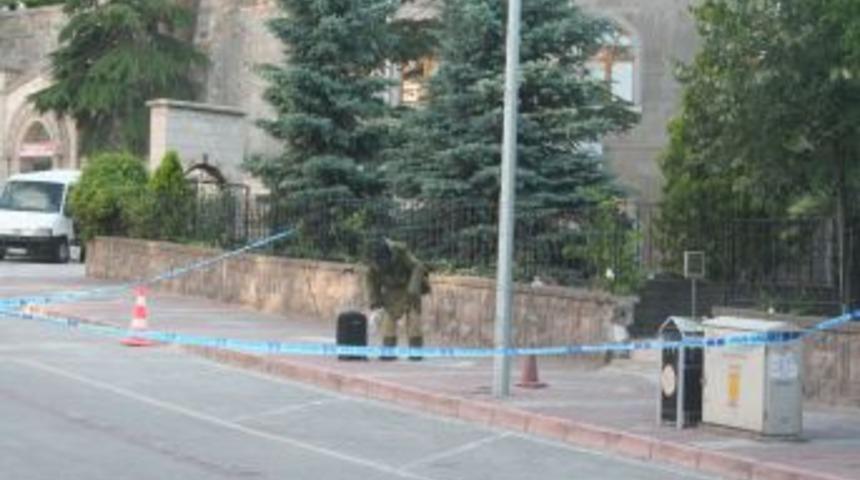 Ş&uuml;pheli Valizden Kitap Ve Pos Cihazı &Ccedil;ıktı