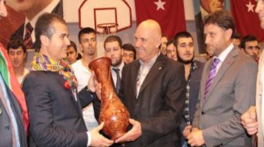 Gen&ccedil;lik Ve Spor Bakanı Suat Kılı&ccedil;: