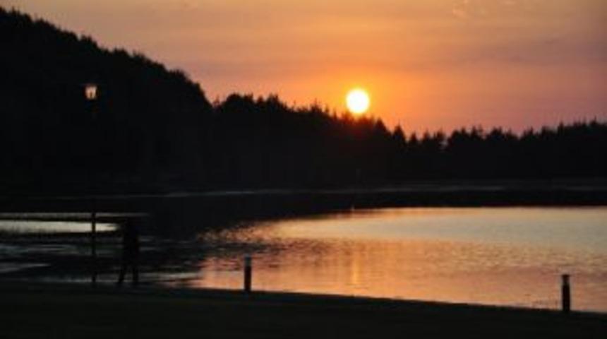 Topuk G&ouml;leti G&uuml;zelliği İle B&uuml;y&uuml;l&uuml;yor