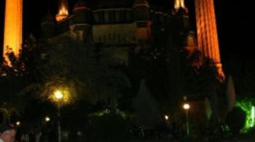 Kırpınar Sevdası Sokakta Yatırıyor